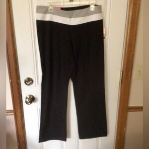 Old Navy Black and Gray Women's Pants